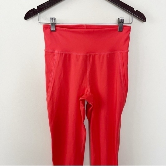 Free People Leggings Womens Activewear Neon Pink Cut Out Side Size Small Cropped - Picture 3 of 11